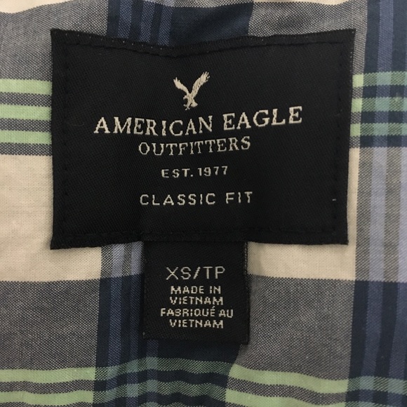 ✨2/$10✨ American Eagle Men's Green and Blue Flannel Classic Fit Shirt - Picture 3 of 4